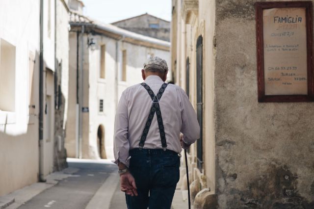 Altersvorsorge mit Lebensversicherung ist nicht mehr angesagt: Rentner unterwegs